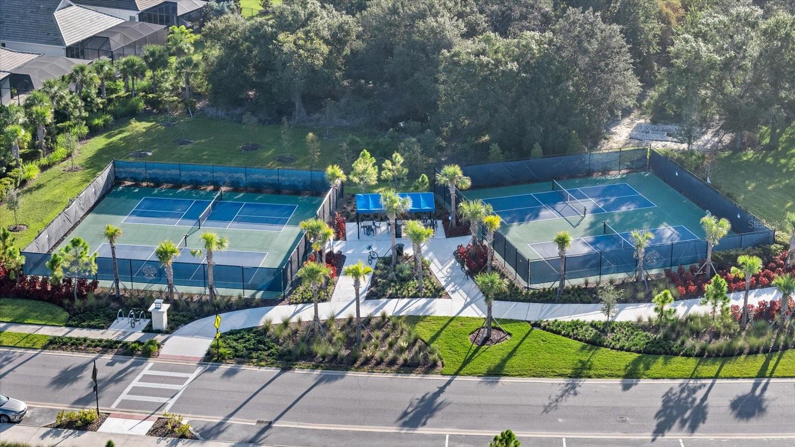 LAKEHOUSE COVE/WATERSIDE PH 3 - Residential