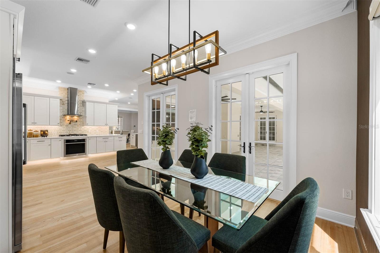 LUGANO TERRACE - Residential Lease