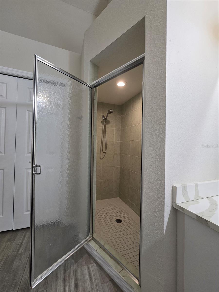 BROOKFIELD - Residential