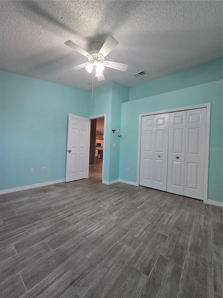 BROOKFIELD - Residential