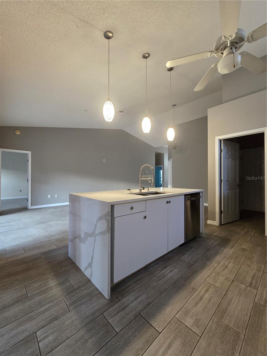 BROOKFIELD - Residential
