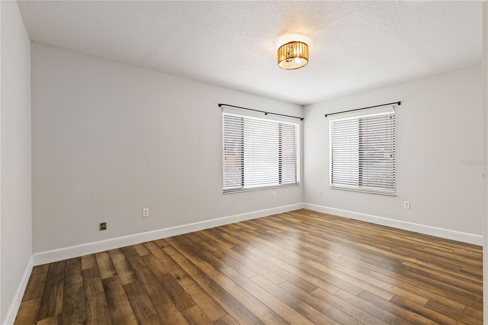 PARK PLACE UN 302 - Residential