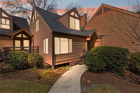 1621 NE 2ND STREET 302 OCALA FL 34470