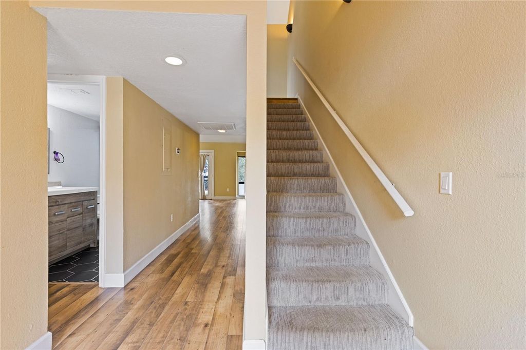 Photo of 1621 NE 2nd Street #302, Ocala, FL 34470 (MLS # G5108578)