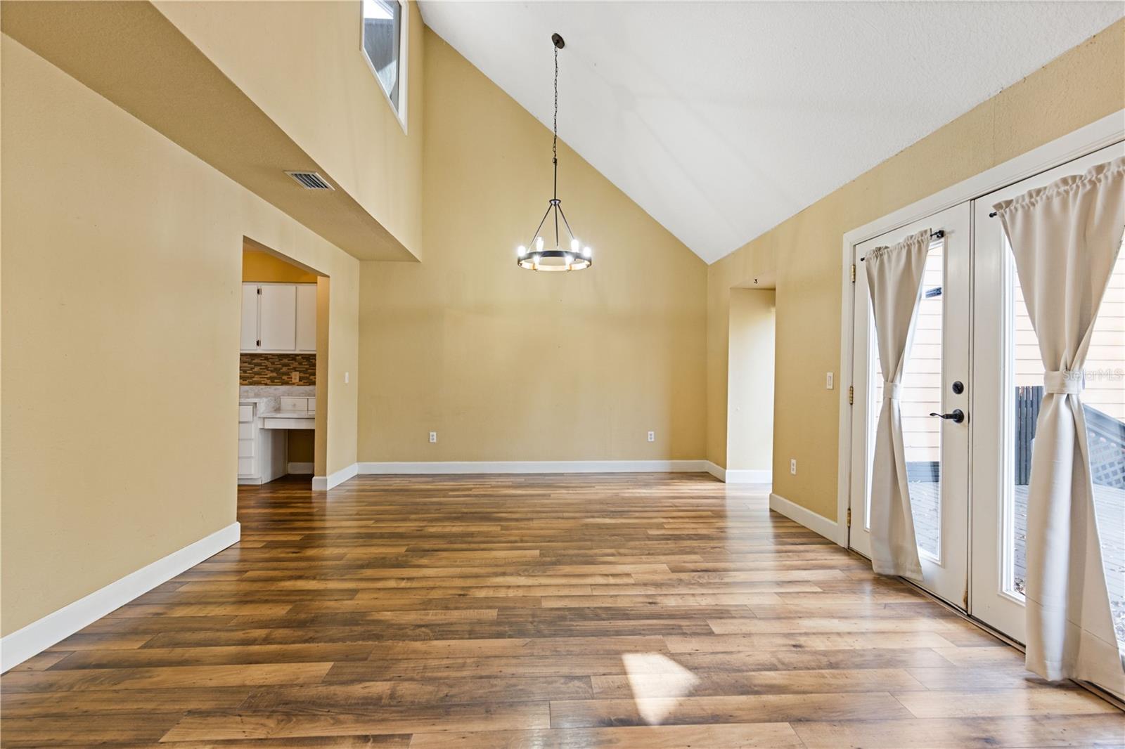 PARK PLACE UN 302 - Residential