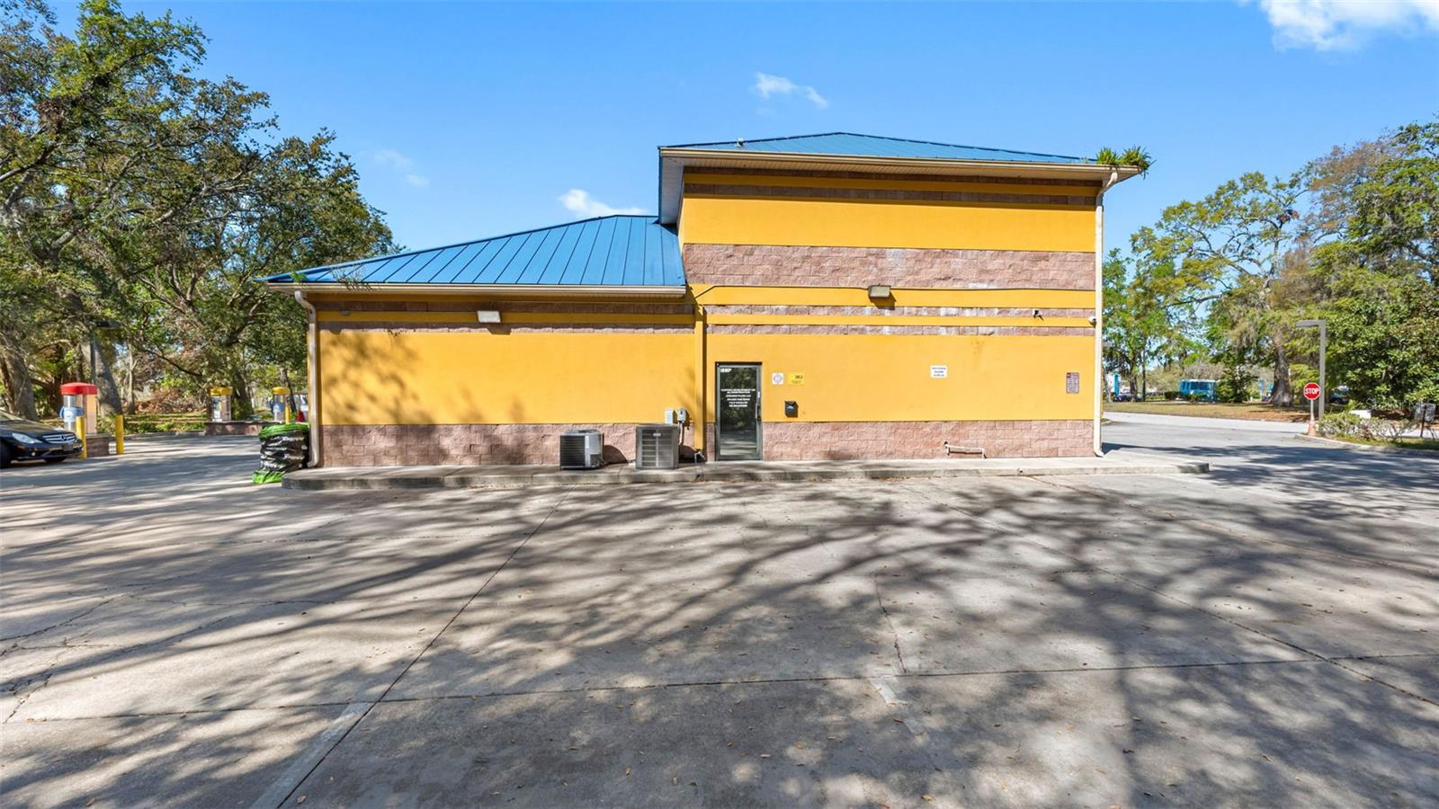 UNPLATTED - Commercial Sale