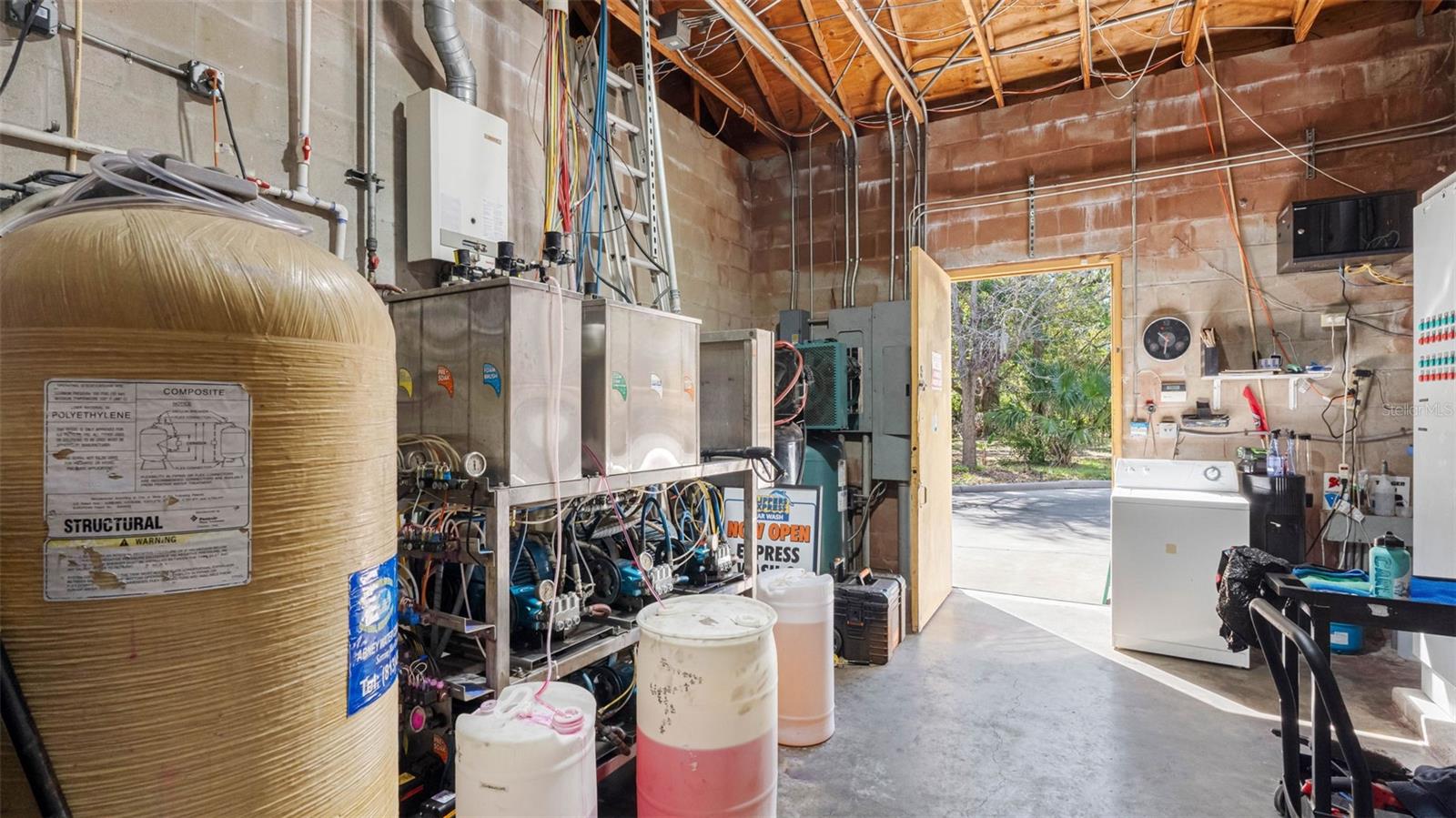 UNPLATTED - Commercial Sale