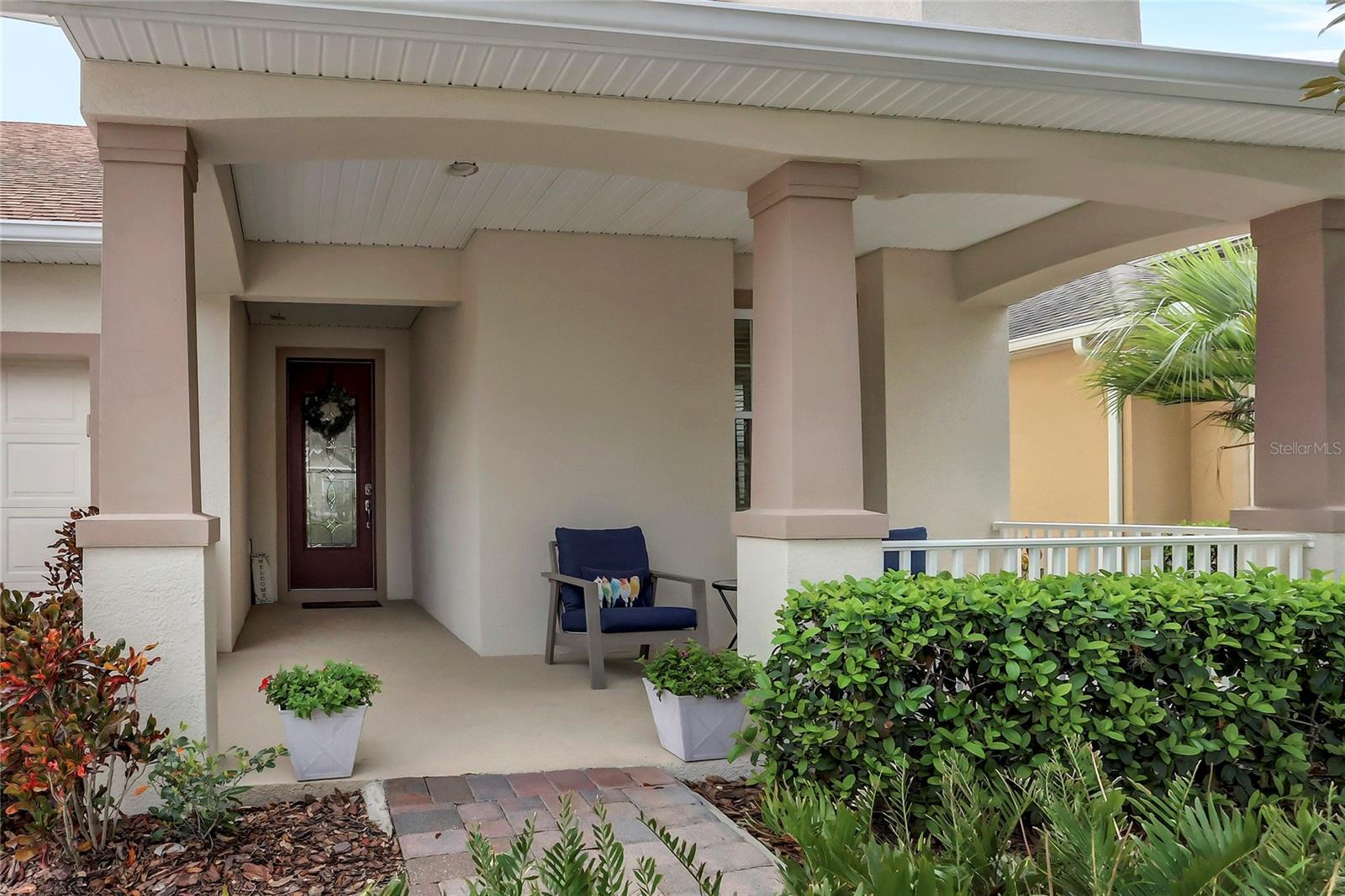 1379 HAZELDENE MANOR