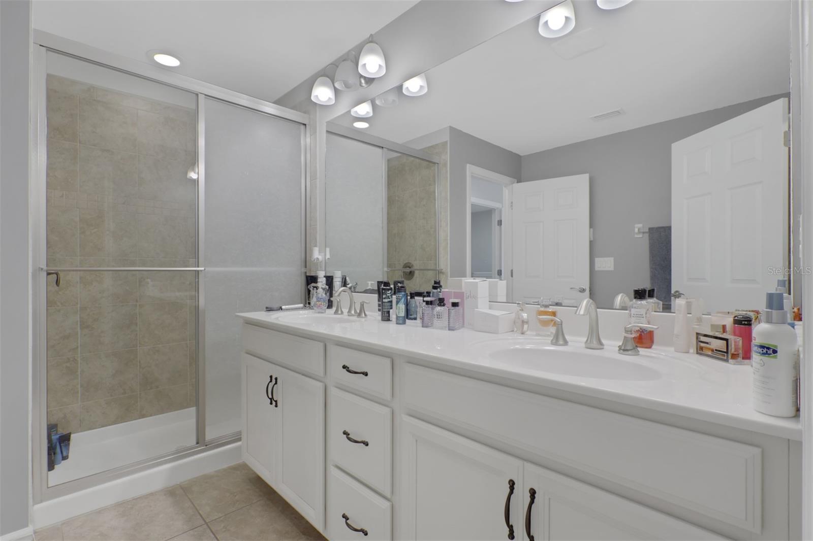 LINDSFORD PH 3 - Residential