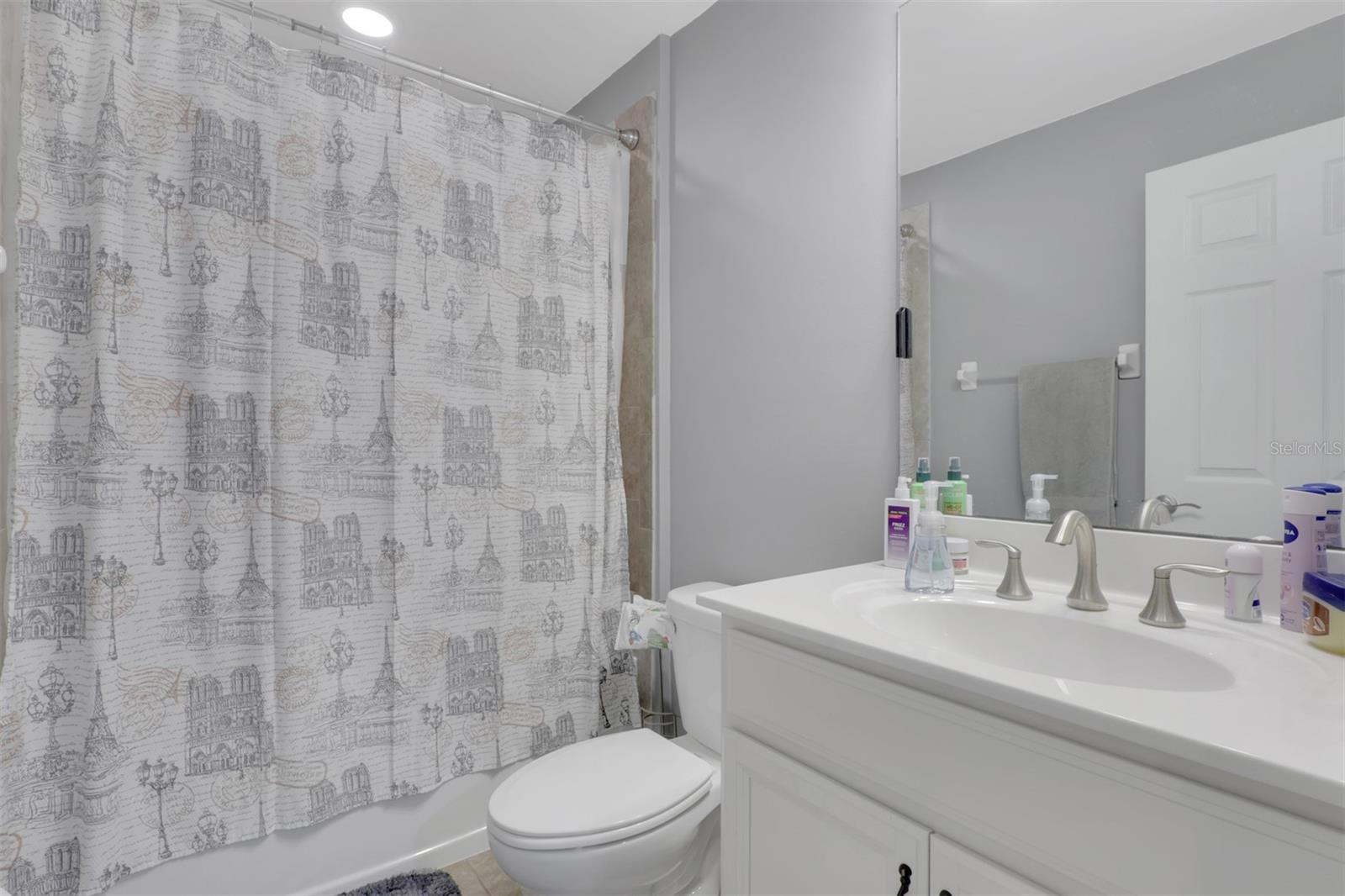 LINDSFORD PH 3 - Residential