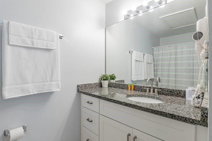 CLUB CORTILE CONDO PH 7 - Residential Lease