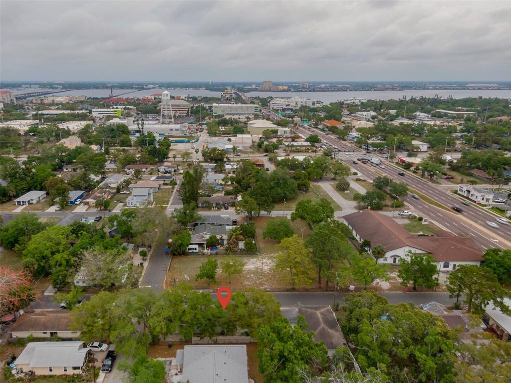 Photo of 1101 2nd Street W, Bradenton, FL 34205 (MLS # A4686799)