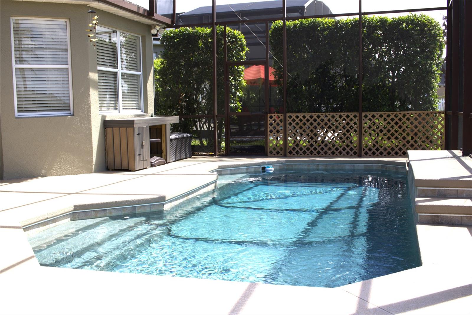 RETREAT AT WEKIVA - Residential