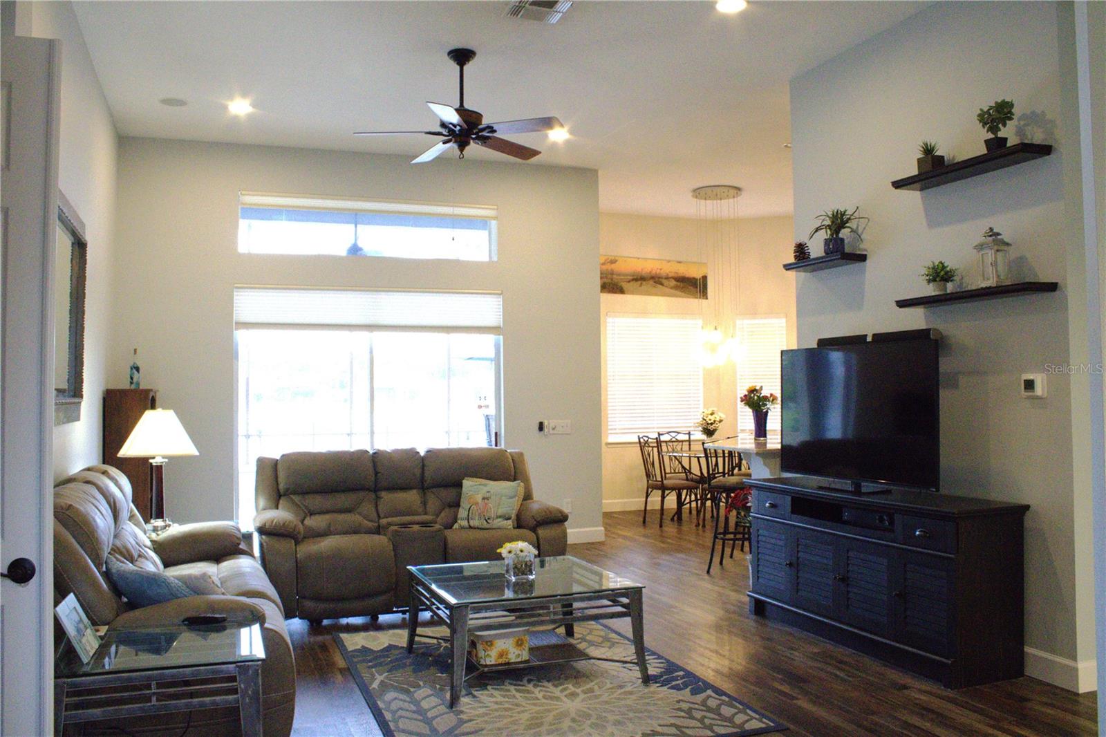 RETREAT AT WEKIVA - Residential