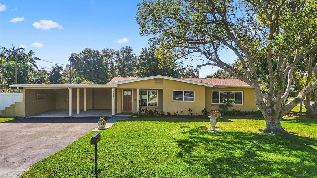 Photo of 5836 18th Avenue S, Gulfport, FL 33707 (MLS # TB8442062)