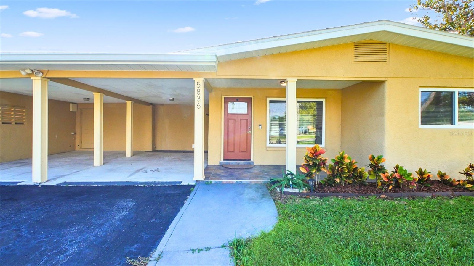 BOCA CIEGA ESTATES - Residential