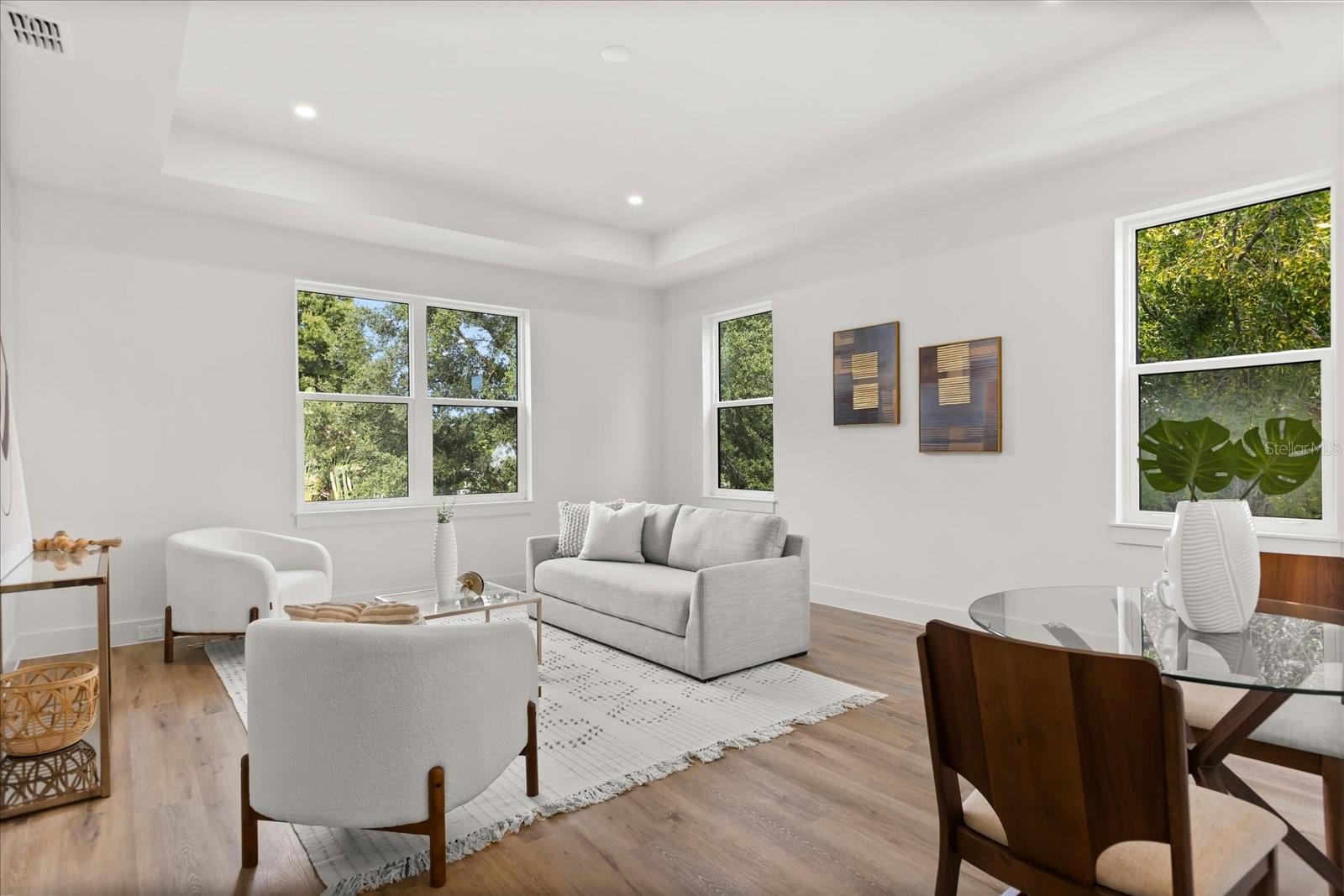 HOURGLASS HOMES - Residential