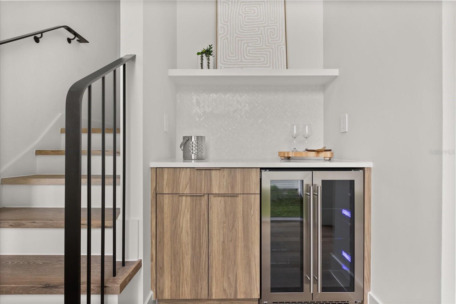 HOURGLASS HOMES - Residential