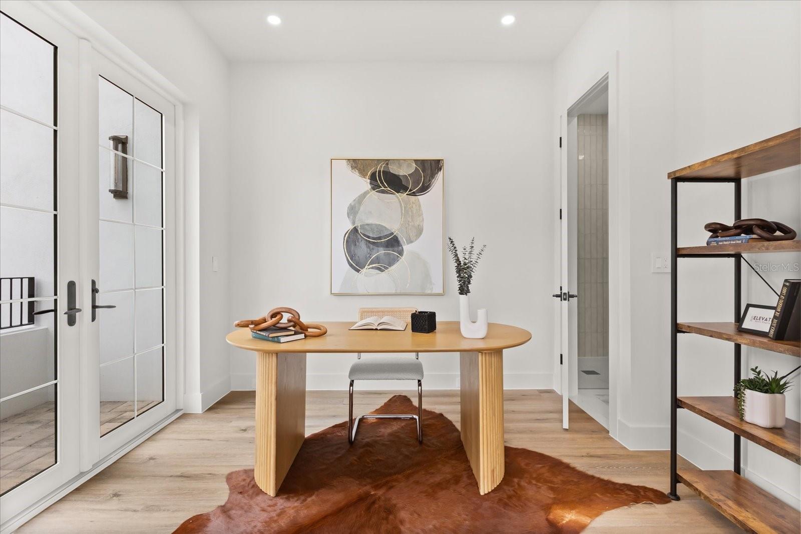 HOURGLASS HOMES - Residential