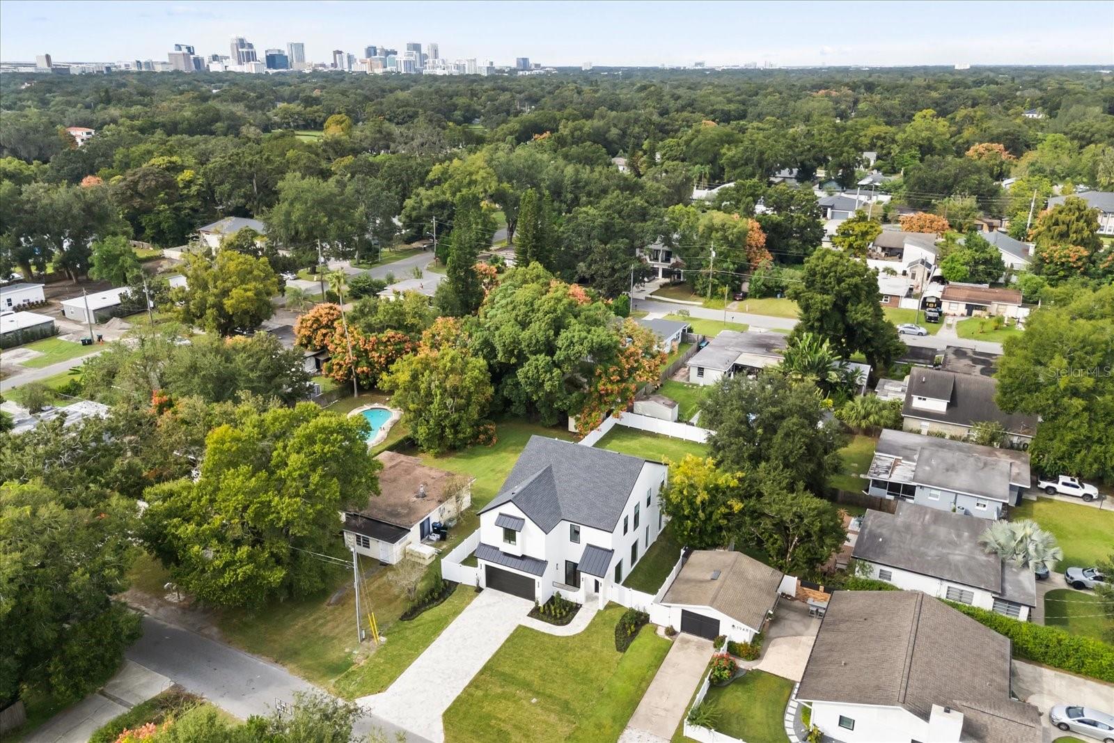 HOURGLASS HOMES - Residential