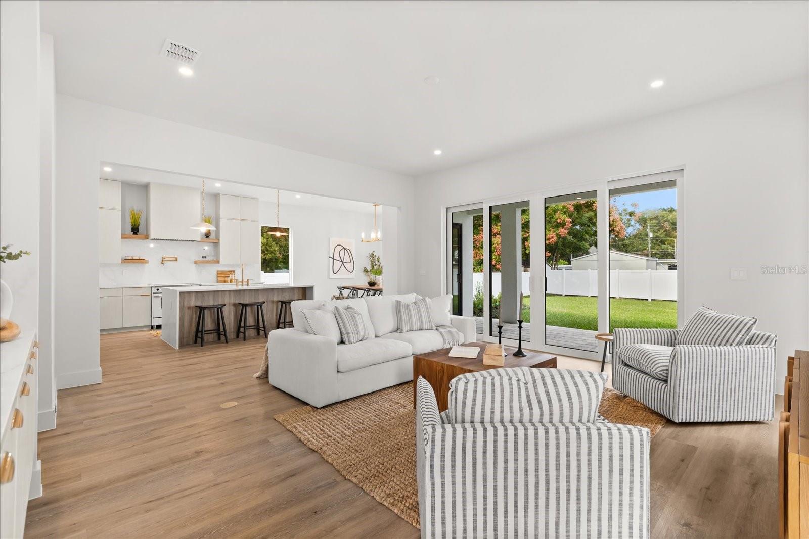 HOURGLASS HOMES - Residential