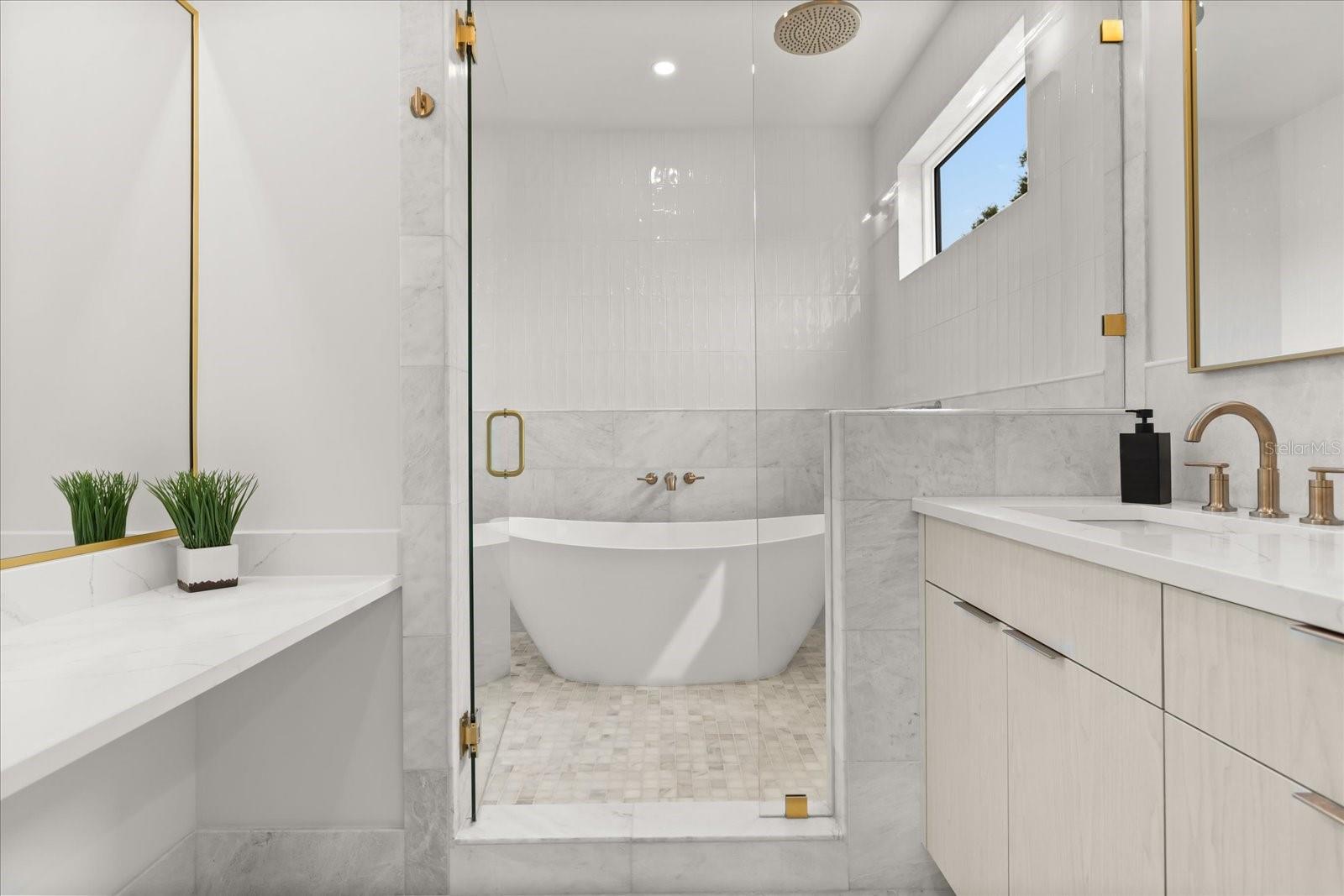 HOURGLASS HOMES - Residential