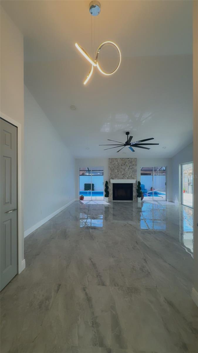 BAY PORT COLONY PH III UN 2-A - Residential