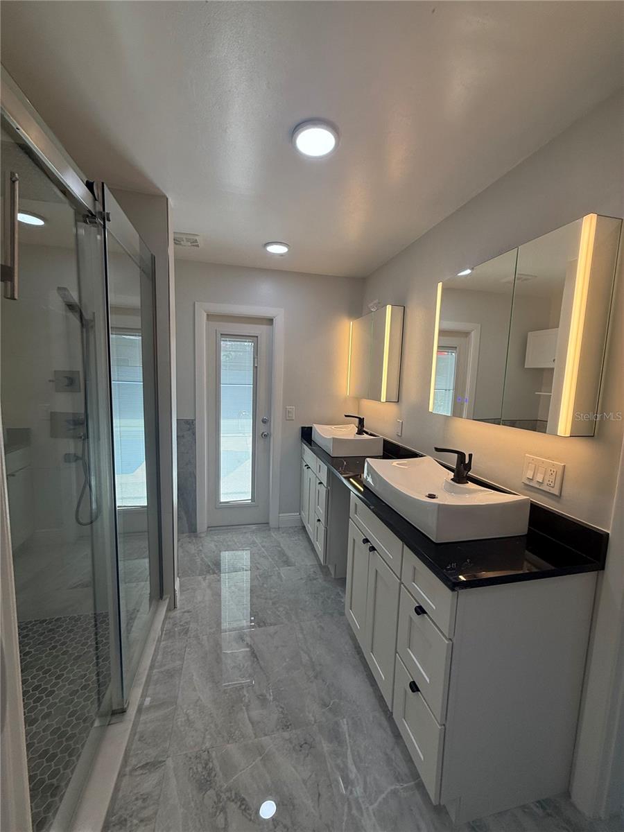 BAY PORT COLONY PH III UN 2-A - Residential