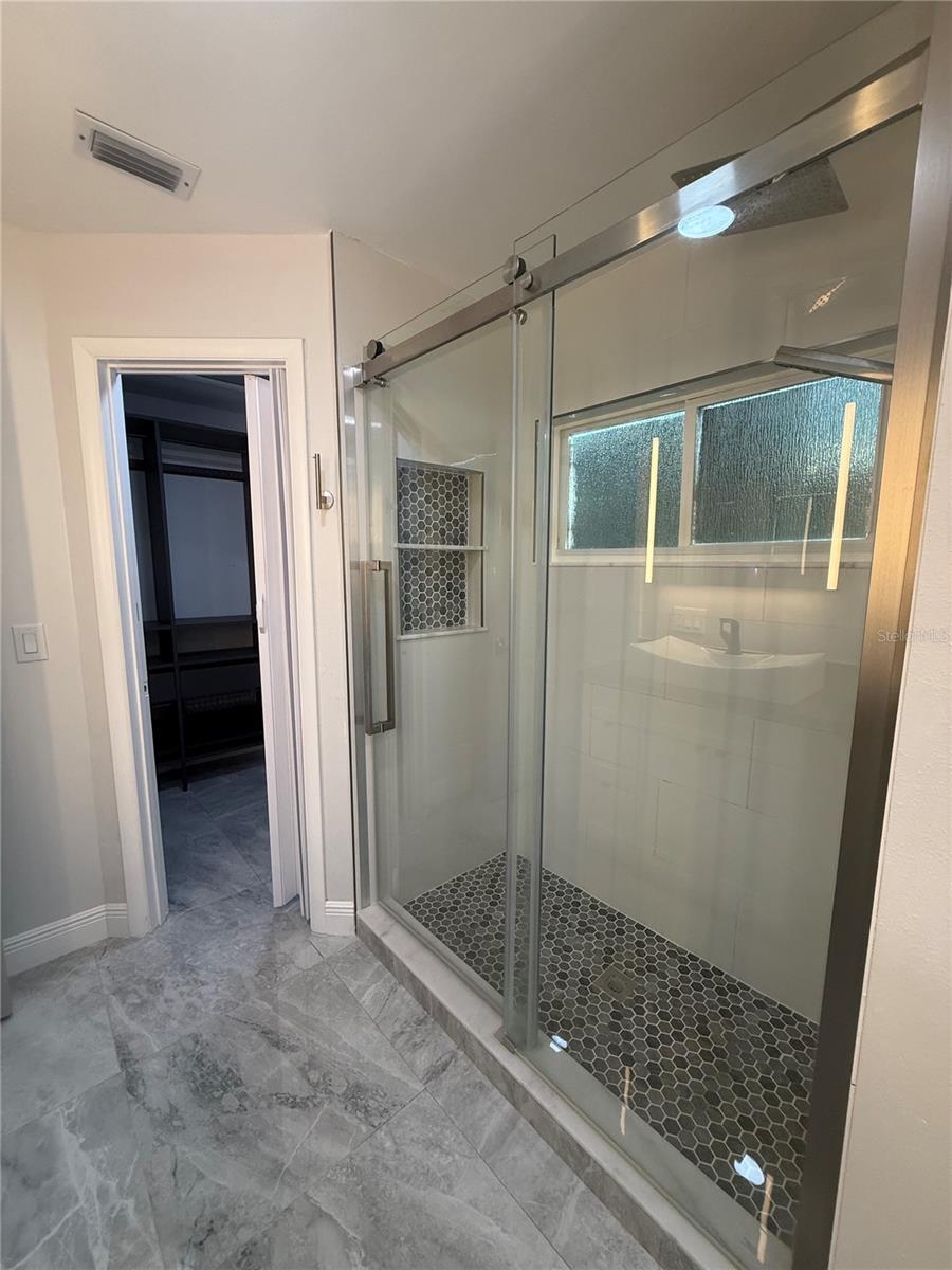 BAY PORT COLONY PH III UN 2-A - Residential