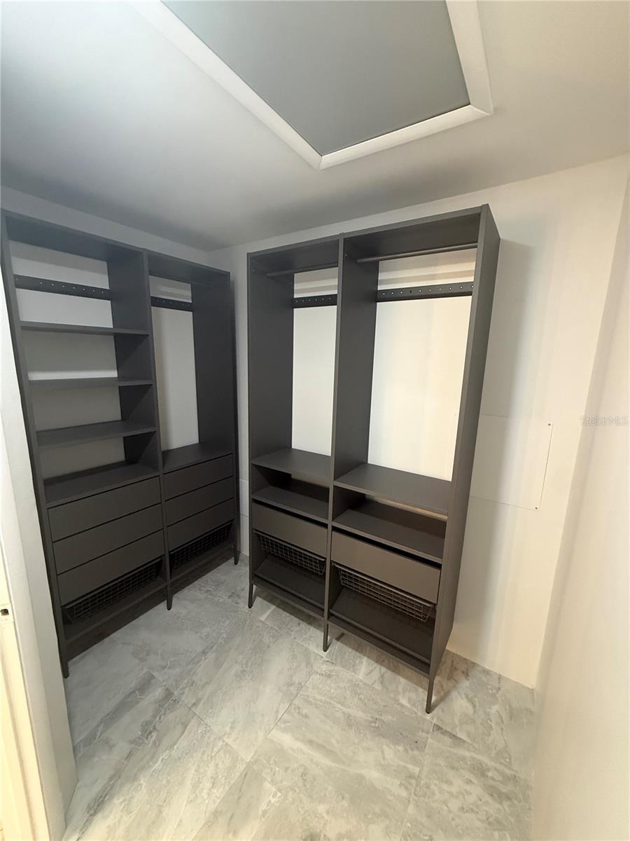 BAY PORT COLONY PH III UN 2-A - Residential