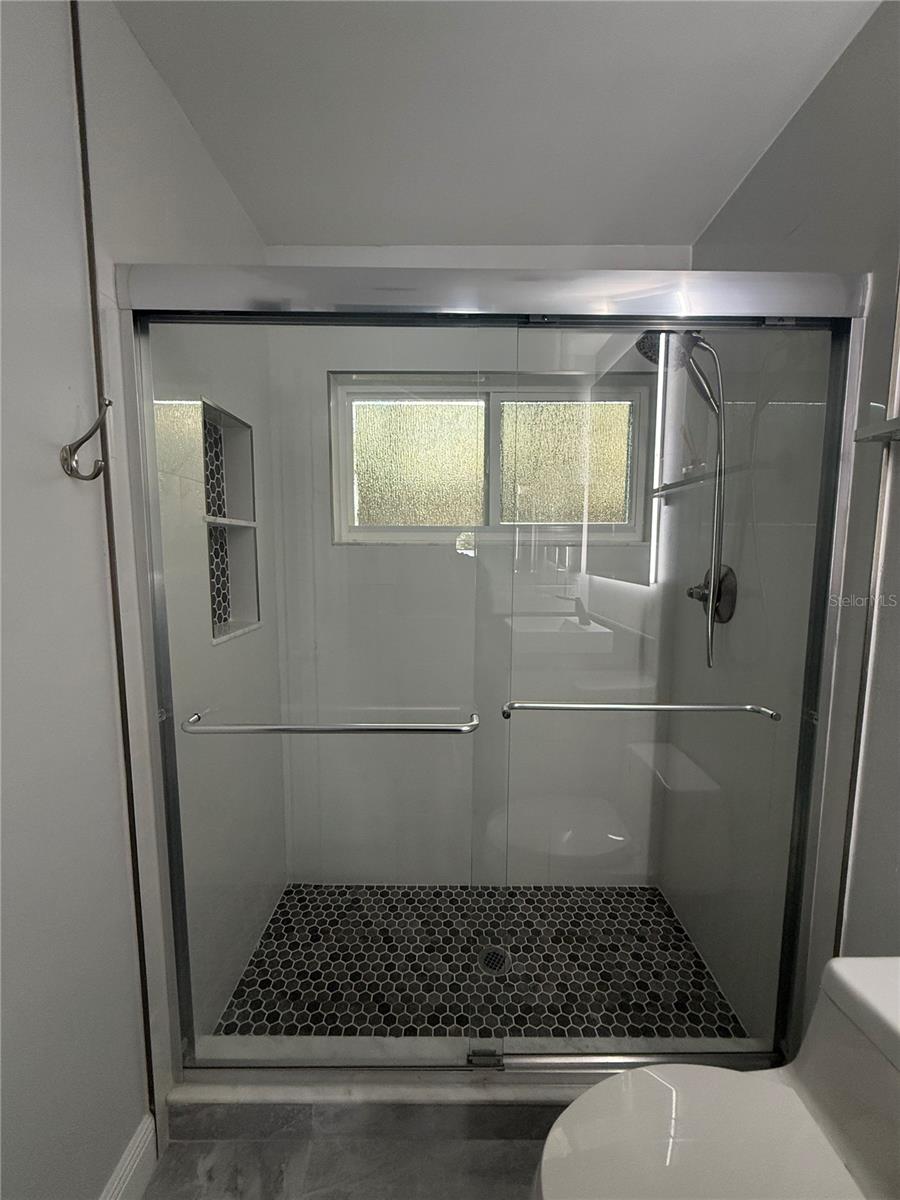 BAY PORT COLONY PH III UN 2-A - Residential