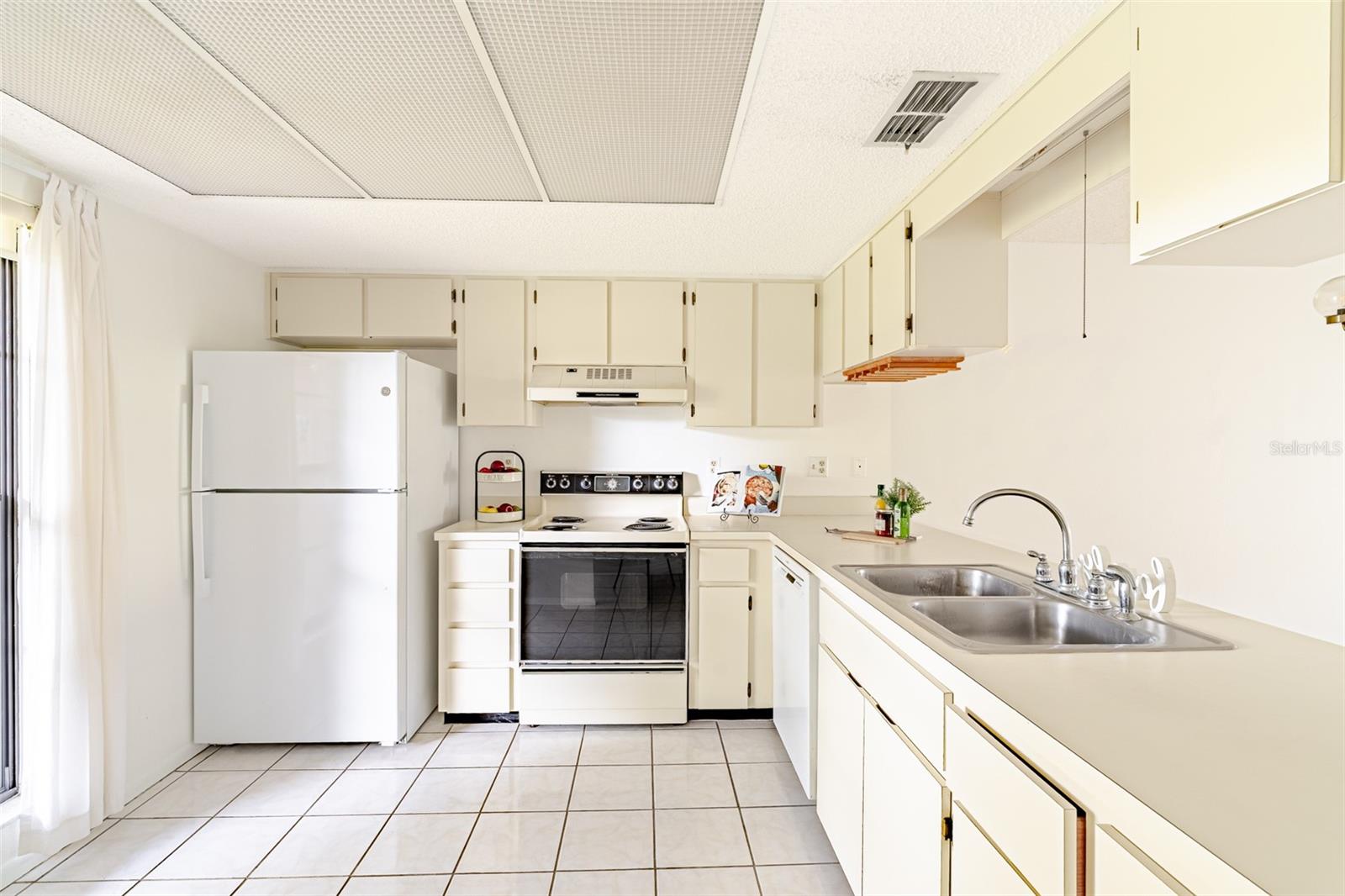 GLENWOOD VILLAGE CONDO - Residential