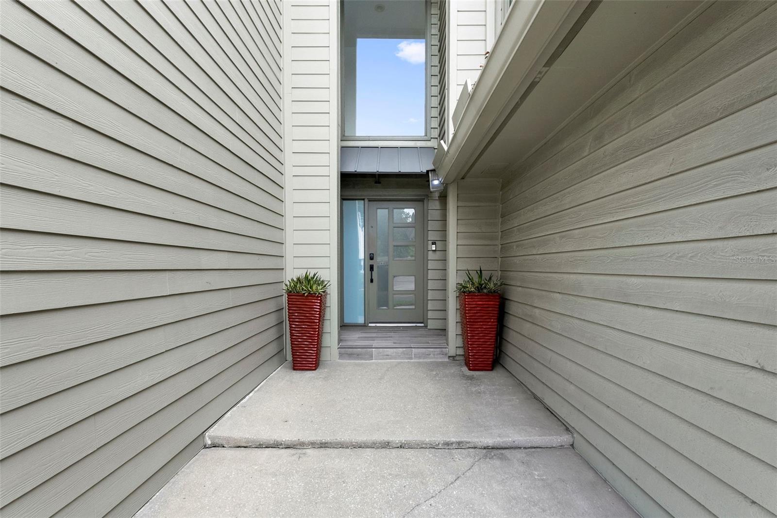 5424 BAYSHORE BOULEVARD 12