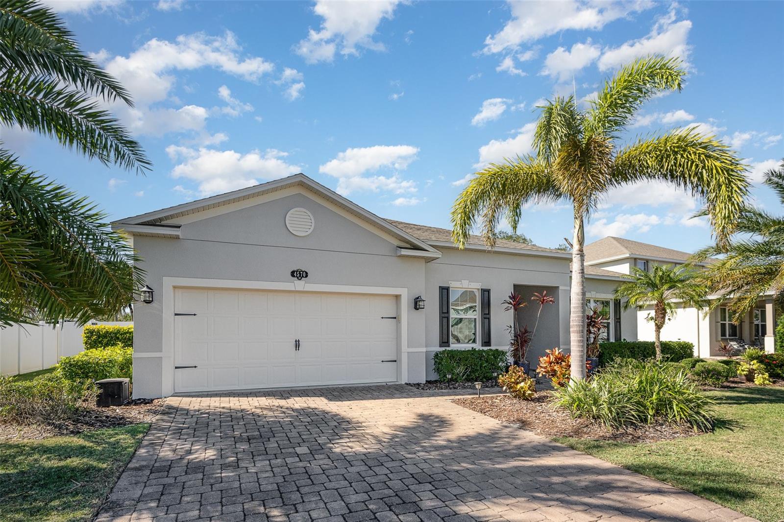 4570 HEBRON DRIVE