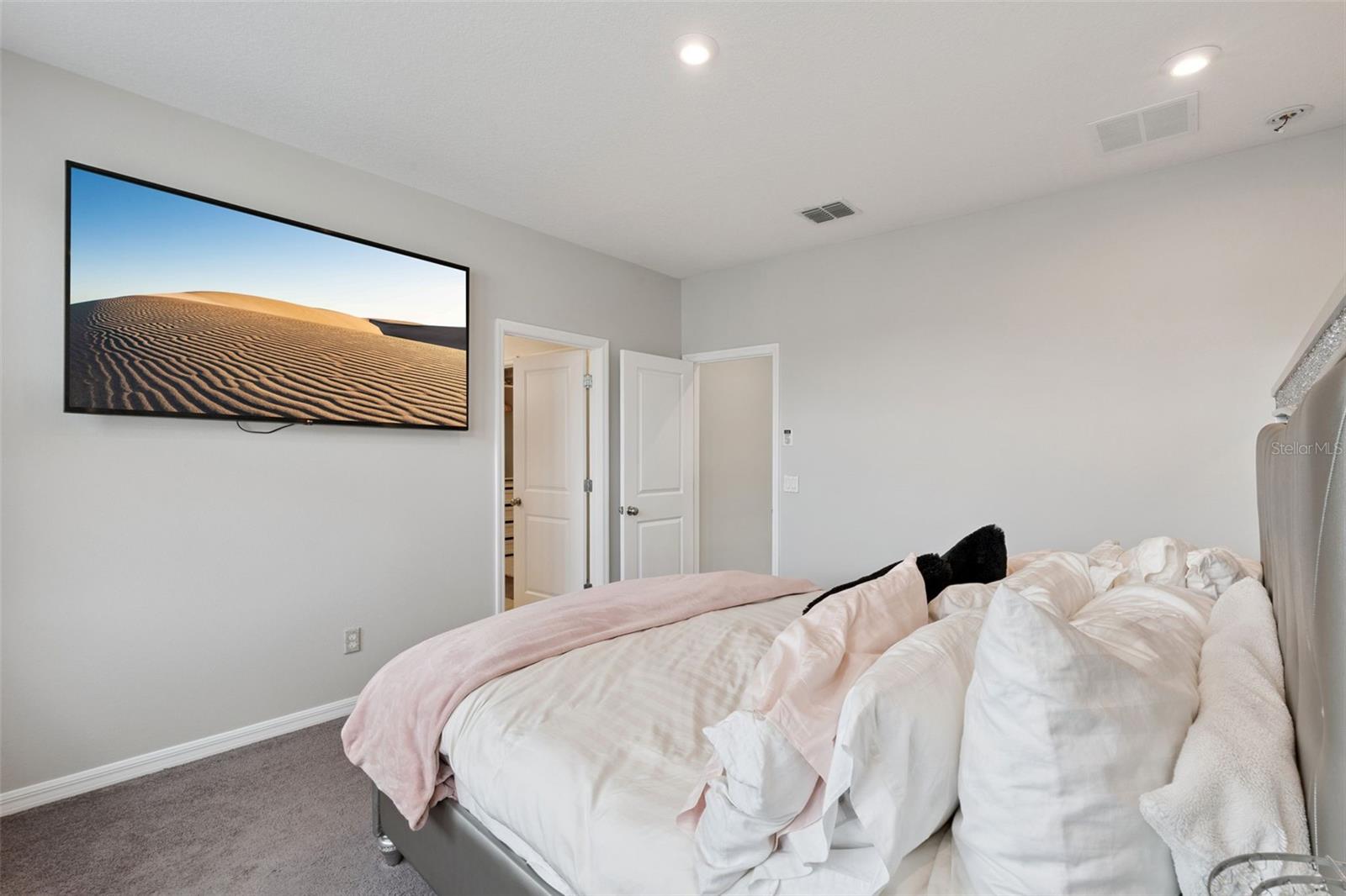 ENCLAVE AT HAMLIN - Residential