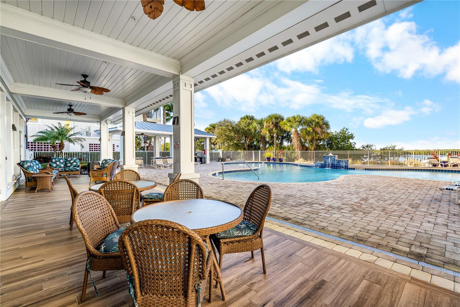 RIVERWALK/CORONADO ISLAND-BLDG - Residential