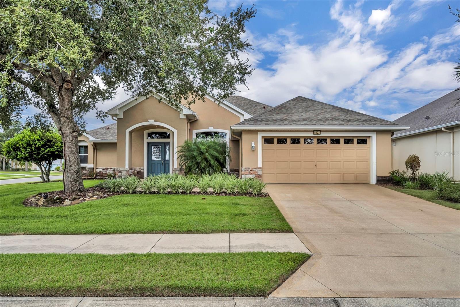 8923 BRIDGEPORT BAY CIRCLE