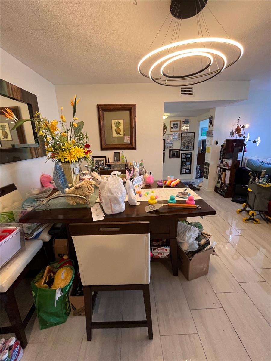 100 PIERCE STREET 1105