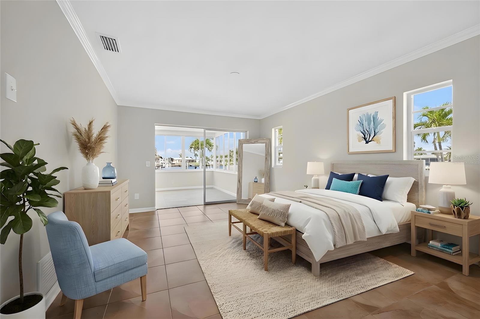 FLOR A MAR - Residential
