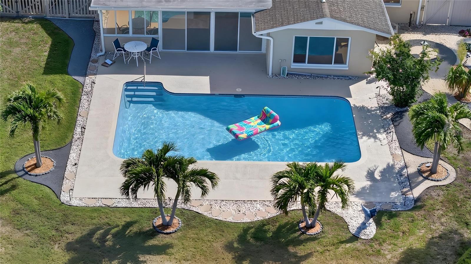 FLOR A MAR - Residential