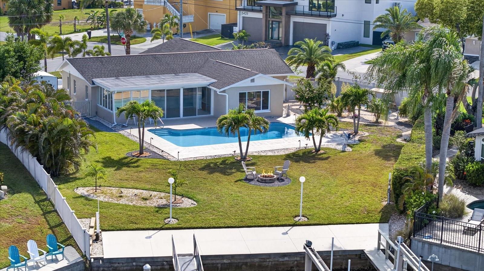 FLOR A MAR - Residential