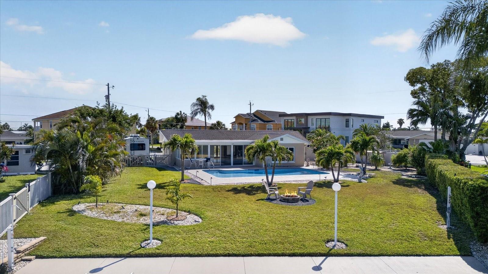 FLOR A MAR - Residential