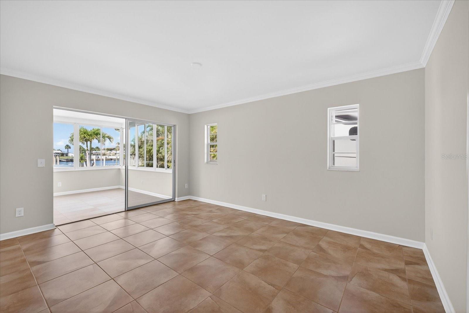 FLOR A MAR - Residential