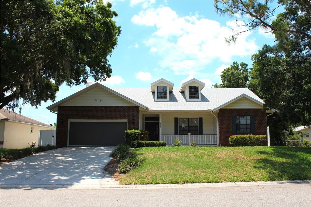 Photo of 2228 Lake Holloway Boulevard, Lakeland, FL 33801 (MLS # L4960988)