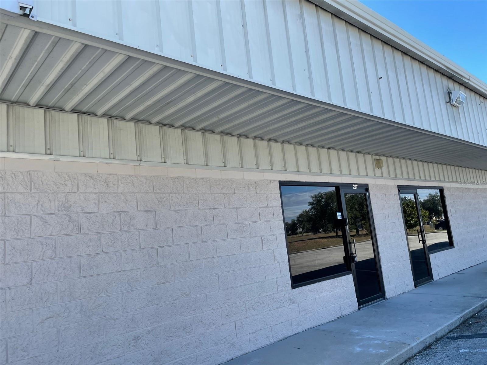 IRLO O BRONSONS SUB - Commercial Lease