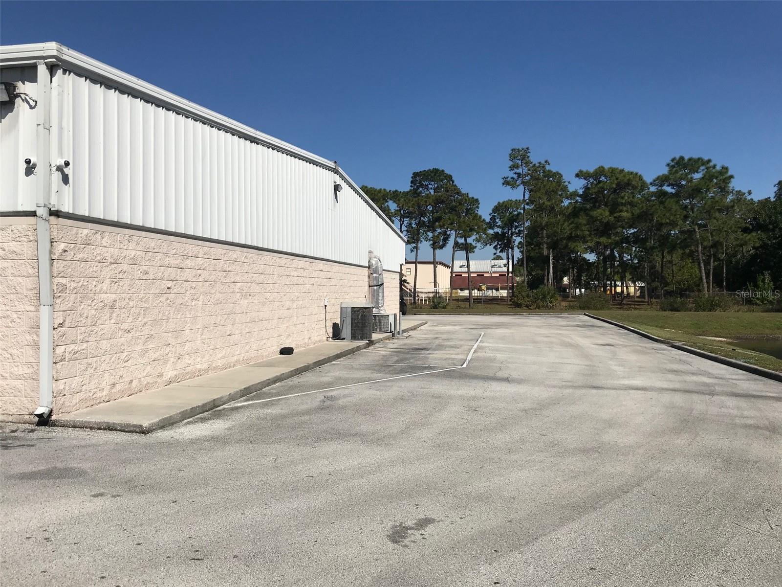 IRLO O BRONSONS SUB - Commercial Lease