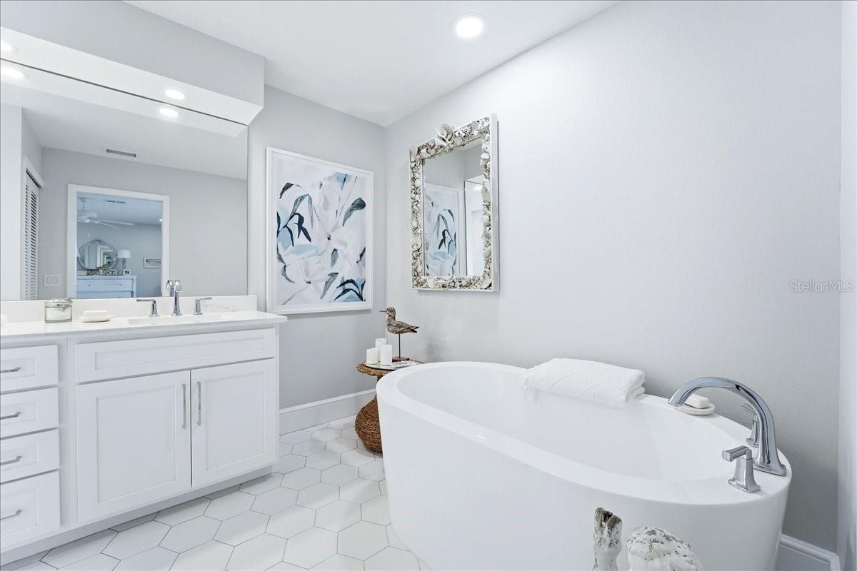 CAPE HAZE - Residential