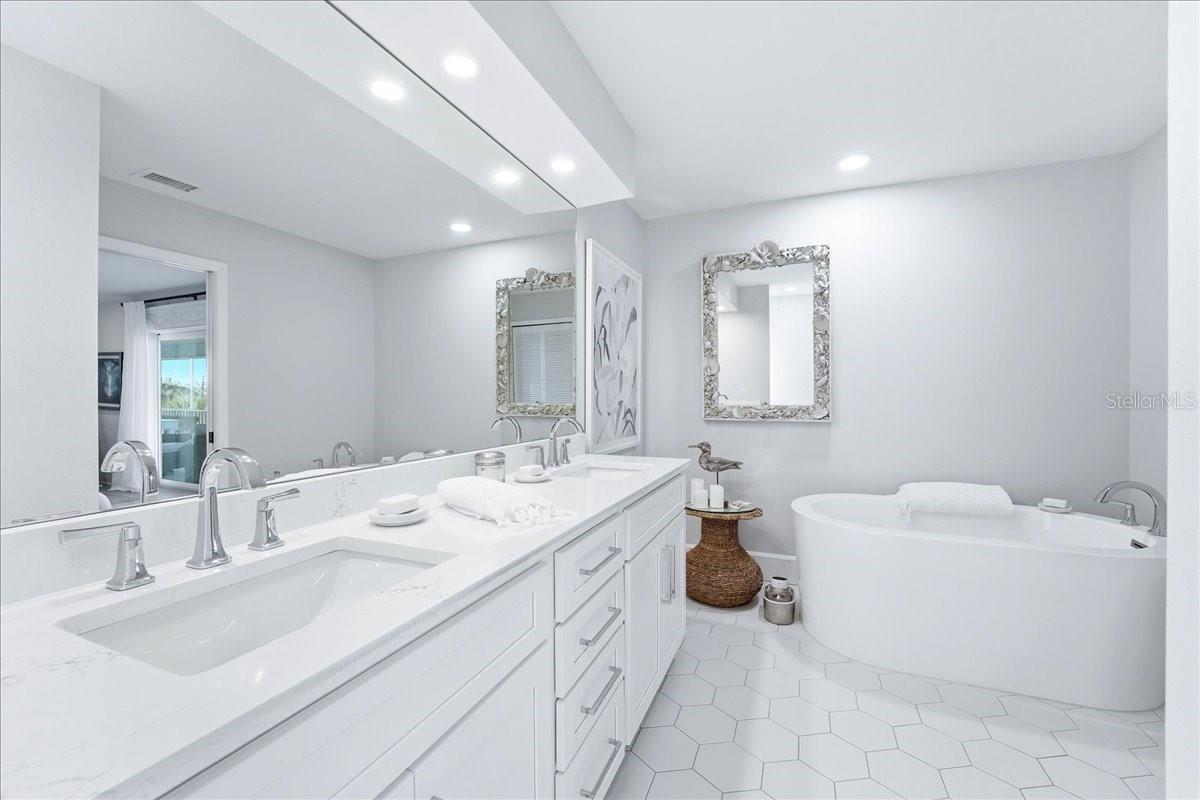 CAPE HAZE - Residential