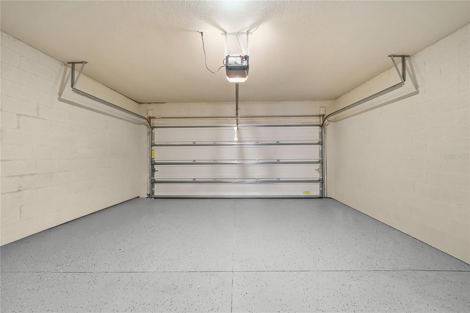 MONROE MDWS - Residential Lease