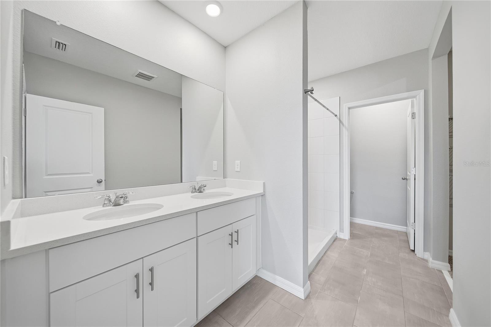 MONROE MDWS - Residential Lease